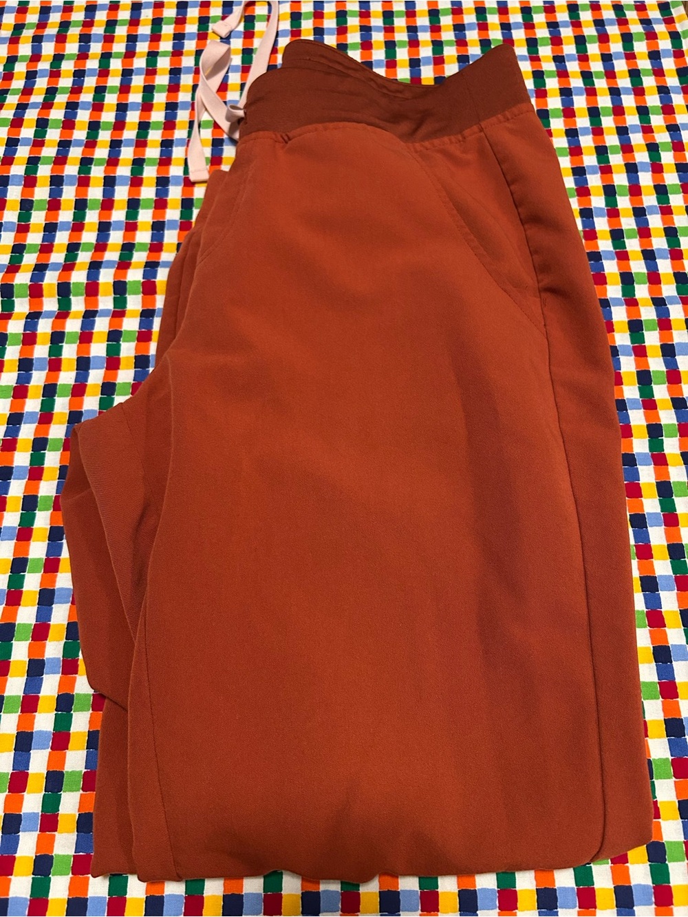 Womens figs burnt orange scrub pants M